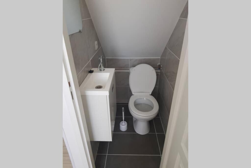 Hébergement de vacances Maison Neuve, 5 Personnes, Piscine Hors-sol Privée Du 15 Juin à Mi-septembre