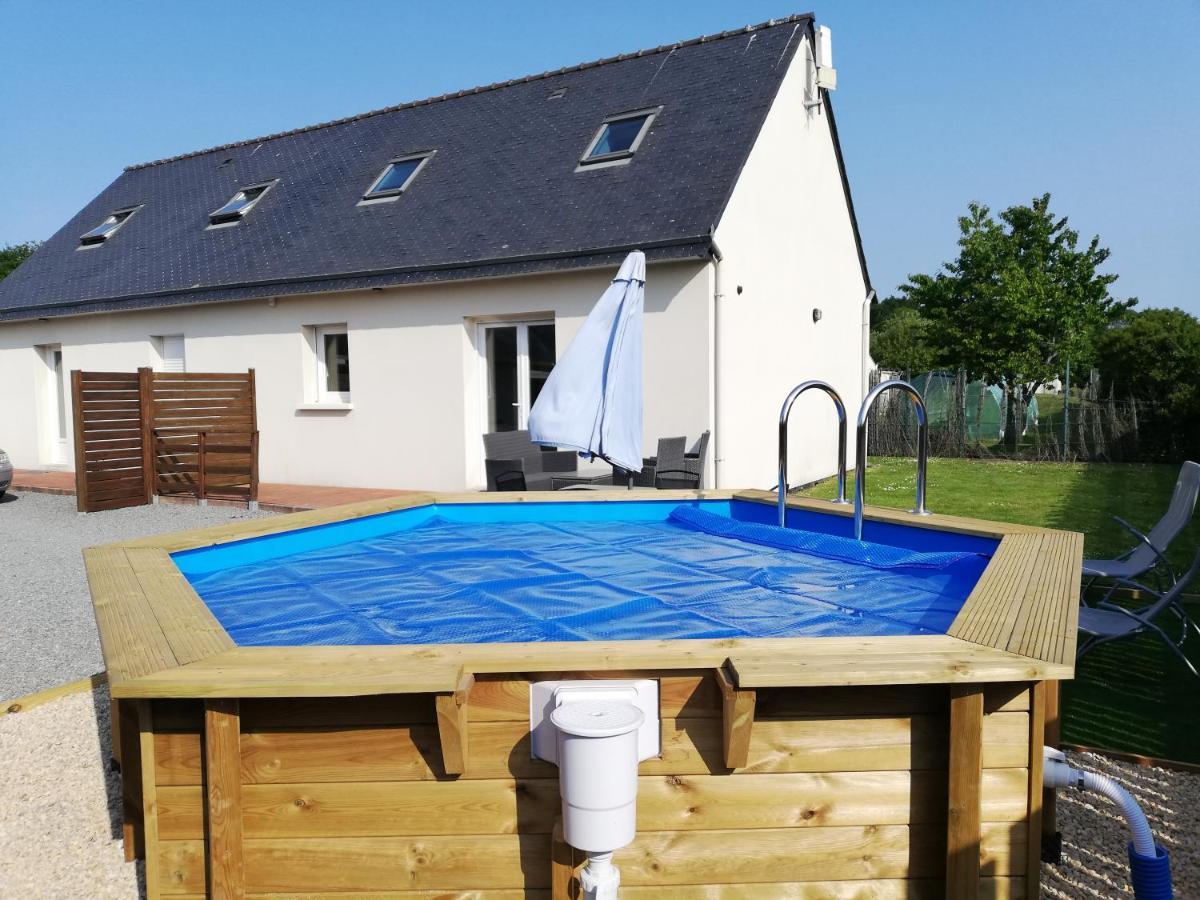 Hébergement de vacances Maison Neuve, 5 Personnes, Piscine Hors-sol Privée Du 15 Juin à Mi-septembre *