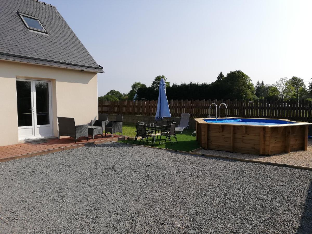 Hébergement de vacances Maison Neuve, 5 Personnes, Piscine Hors-sol Privée Du 15 Juin à Mi-septembre